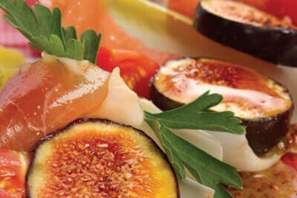 Ensalada de higos salteados y jamón serrano