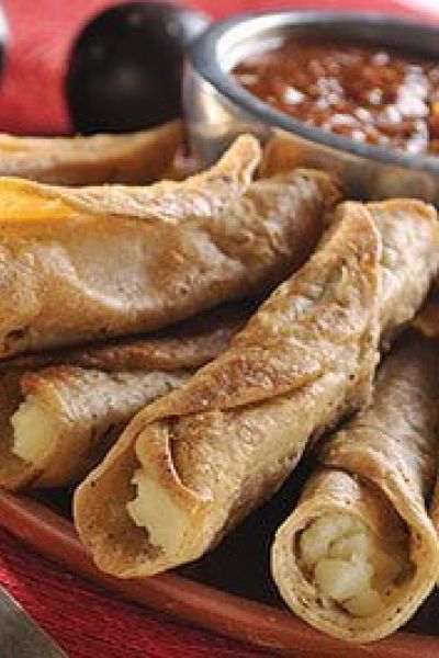 Tacos dorados de papa