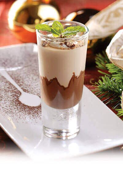 Mousse de turrón y avellanas