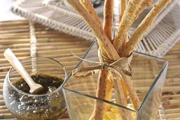 Palitos de pan con queso parmesano