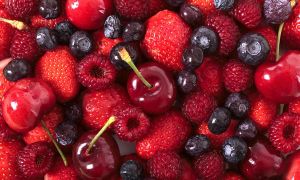 Los beneficios de los frutos rojos: De la cocina a tu salud