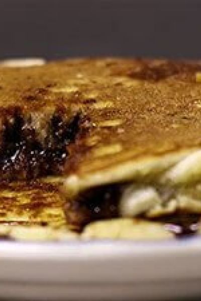 Hot cakes rellenos de nutella