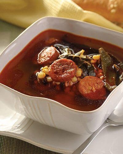 Caldo de chorizo con rajas