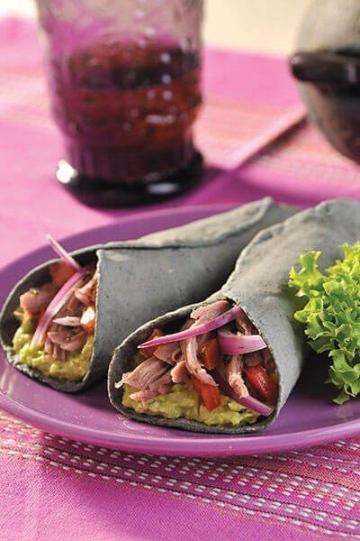 Wraps de salpicón con mayonesa de aguacate