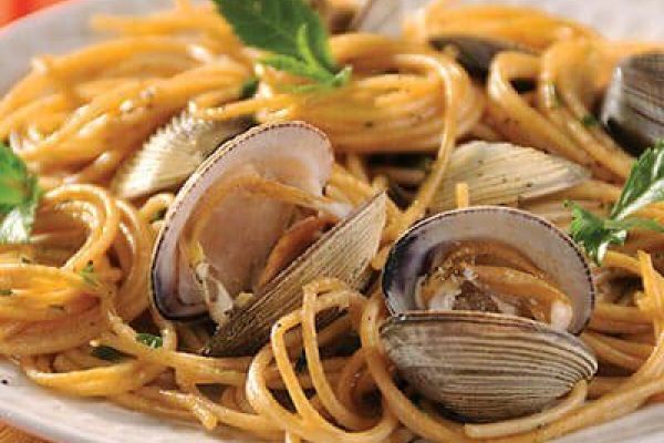 Espagueti con almejas