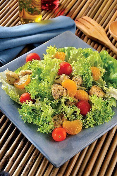 Ensalada de pollo y supremas