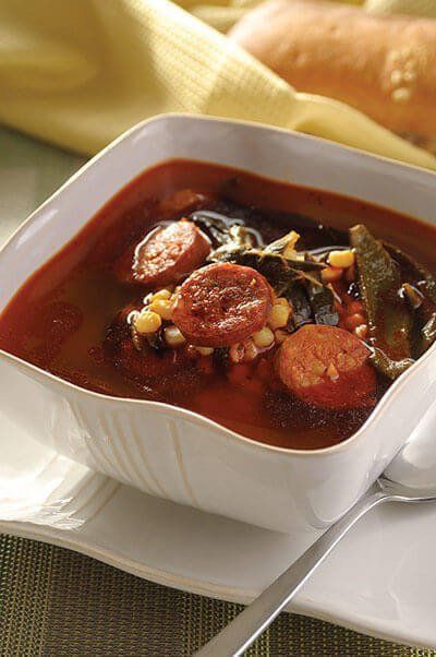 Caldo de chorizo con rajas