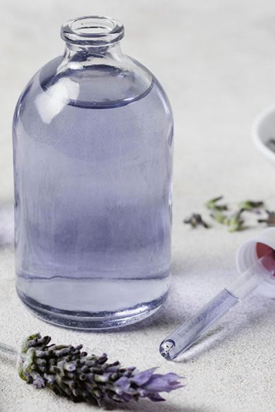 Usos del aceite esencial de lavanda de grado terapéutico