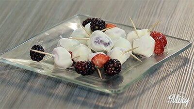 Bocaditos de frutos rojos con yogurt