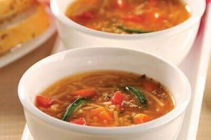 Pasta con verduras y chile poblano