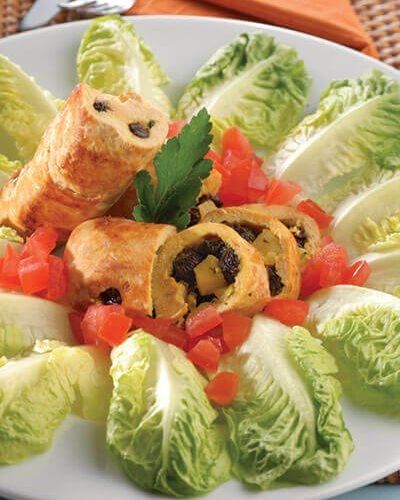Rollos de pollo con frutas
