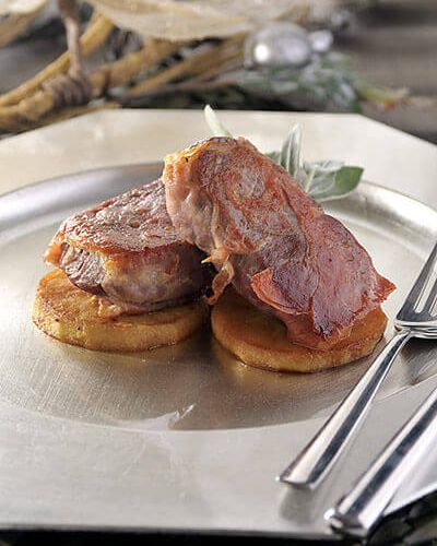 Medallón envuelto en jamón Serrano