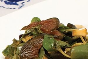 Verdolagas o romeritos con frutos secos