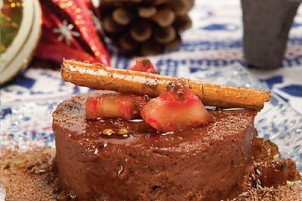 Mousse de chocolate de metate y frambuesas