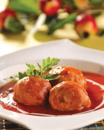 Albóndigas de ternera con caldillo de jitomate y canela