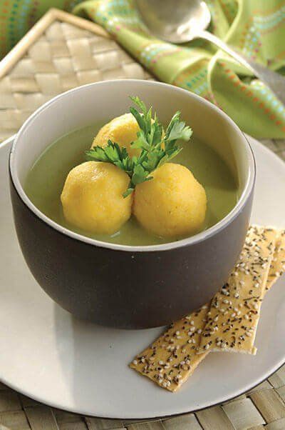 Crema de calabacitas con dumplings