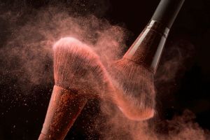 Prepara tu maquillaje en casa