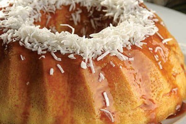 Flan de coco con cajeta