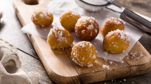 Tiempo de dar y de comer buñuelos