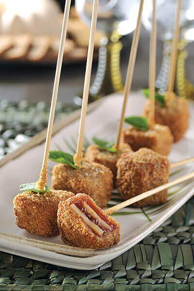 Botanita de ate con queso