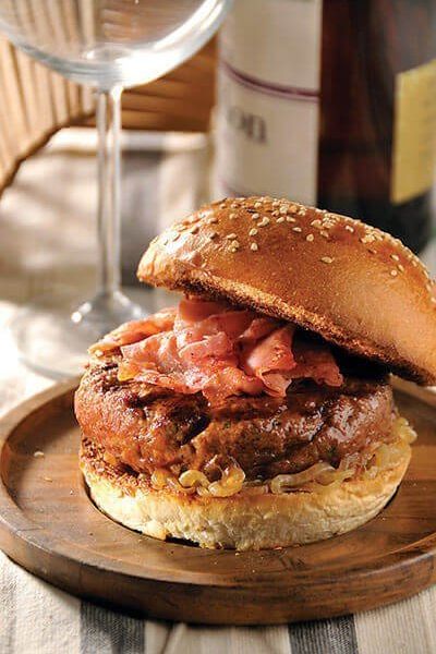 Hamburguesa de res a la barbeque