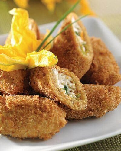 Flores de calabaza rellenas