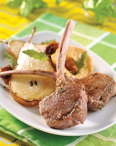 Cordero con peras y frutos secos