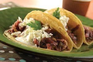 Tacos de flor de jamaica