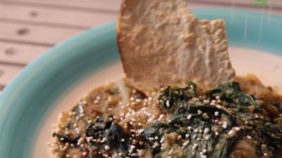 Amaranto y espinaca en salsa verde