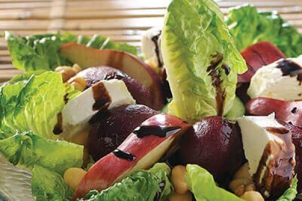 Ensalada de betabel y manzana