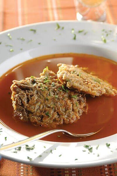 Tortitas de carne con caldillo rojo