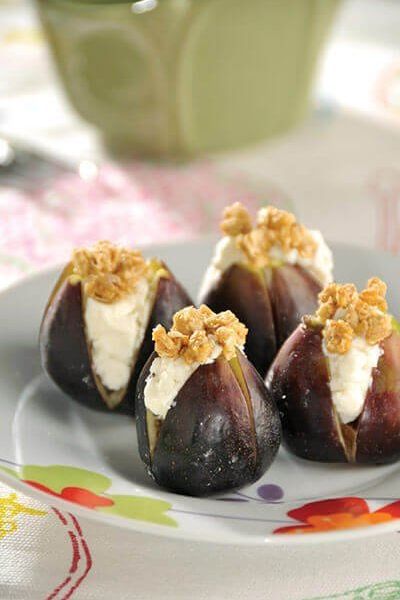 Higos rellenos de mascarpone con nuez