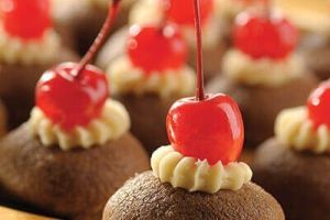 Galletas de cereza cubiertas de chocolate