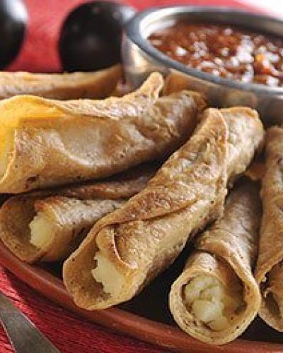 Tacos dorados de papa