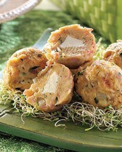 Albóndigas de pan rellenas de queso