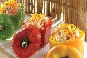 Pimientos rellenos de arroz y cangrejo