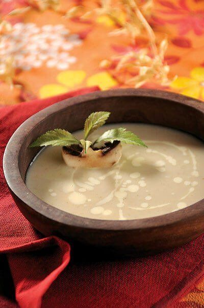 Sopa cremosa de champiñones