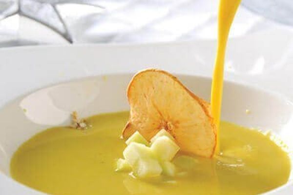Crema de manzana con curry