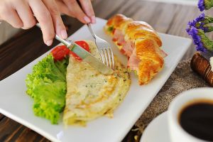 ¿Me siento incómoda o tengo hambre?