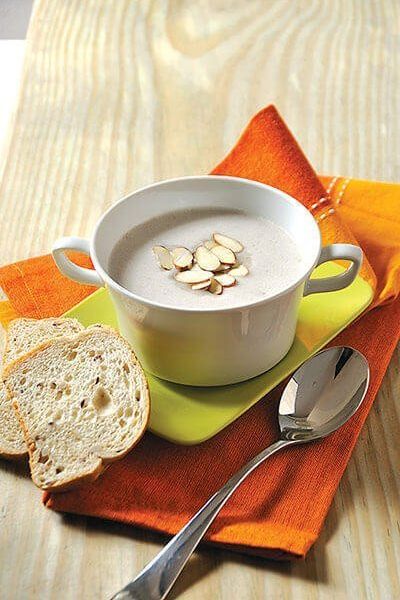 Sopa de almendra