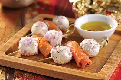 Pinchos de salmón ahumado