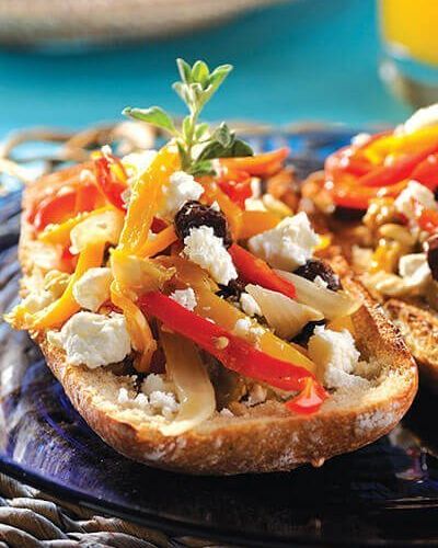 Chapata de berenjena y verduras con queso de cabra