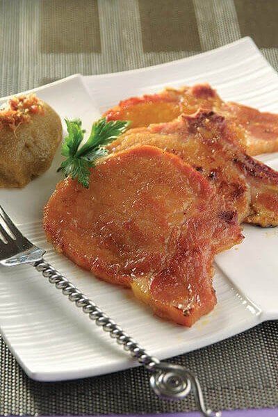 Chuletas de cerdo con puré de manzanas