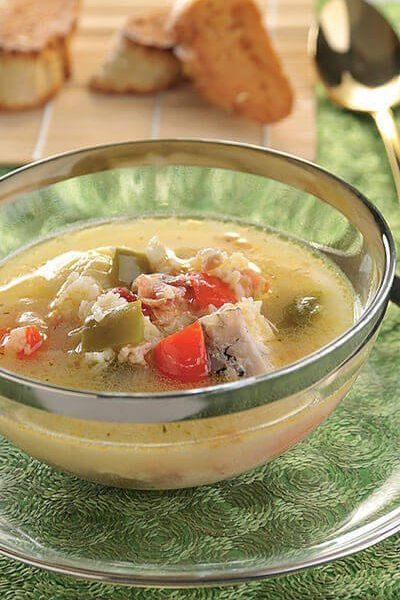 Sopa de pescado y pimiento